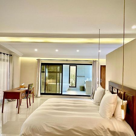 Le Kentia Hotel Ломе Екстериор снимка